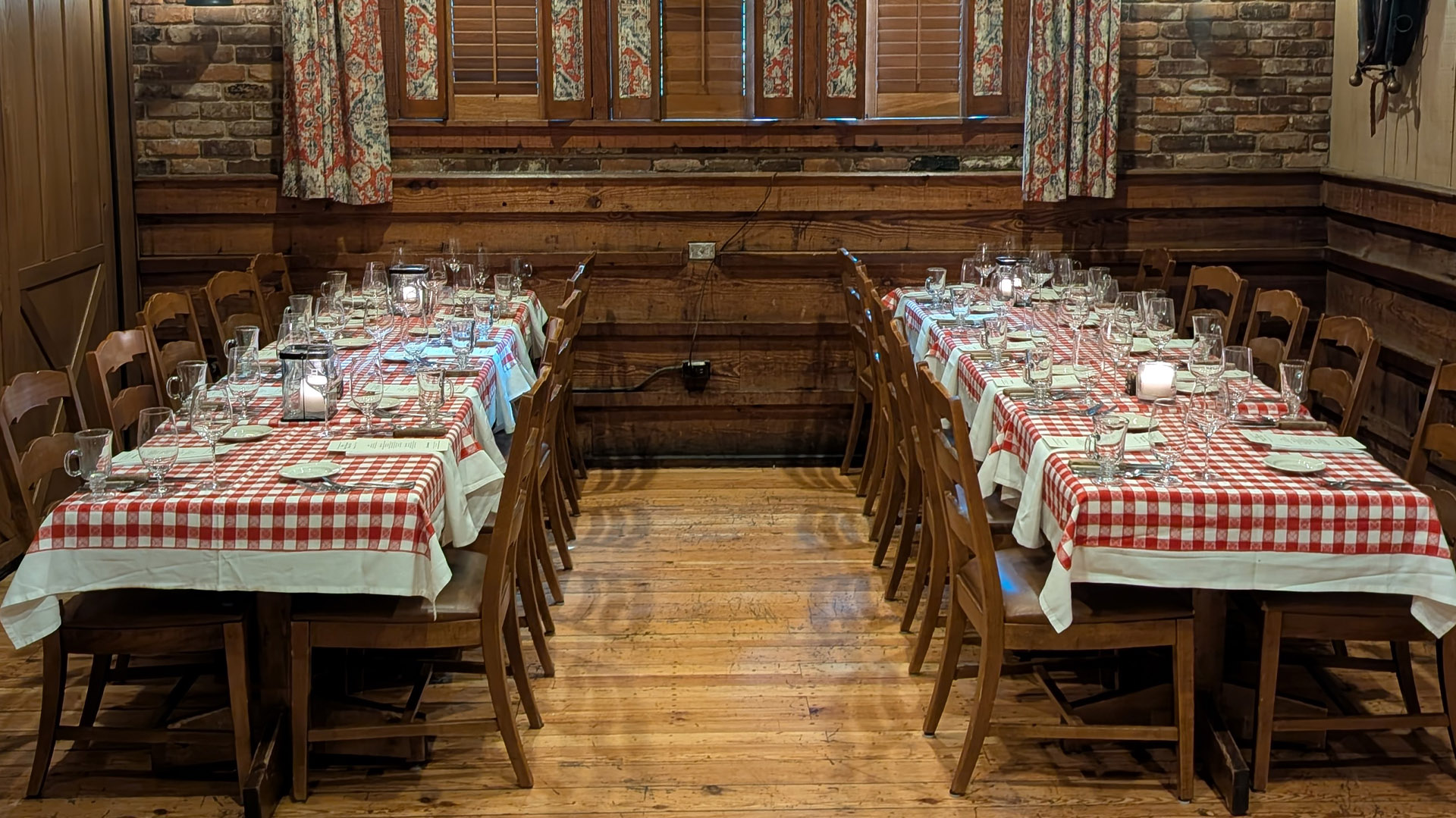 Premium dining experiences and packages