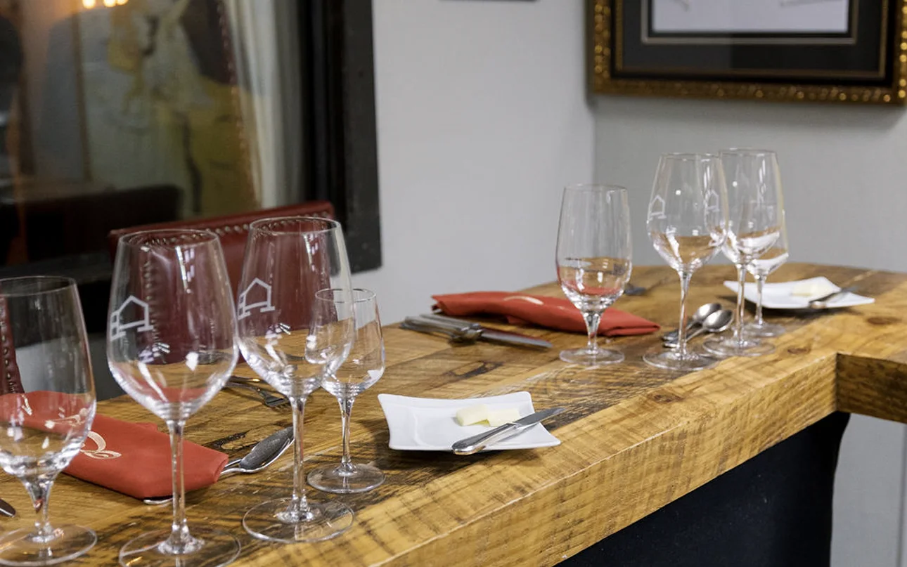 Signature dishes and culinary presentations